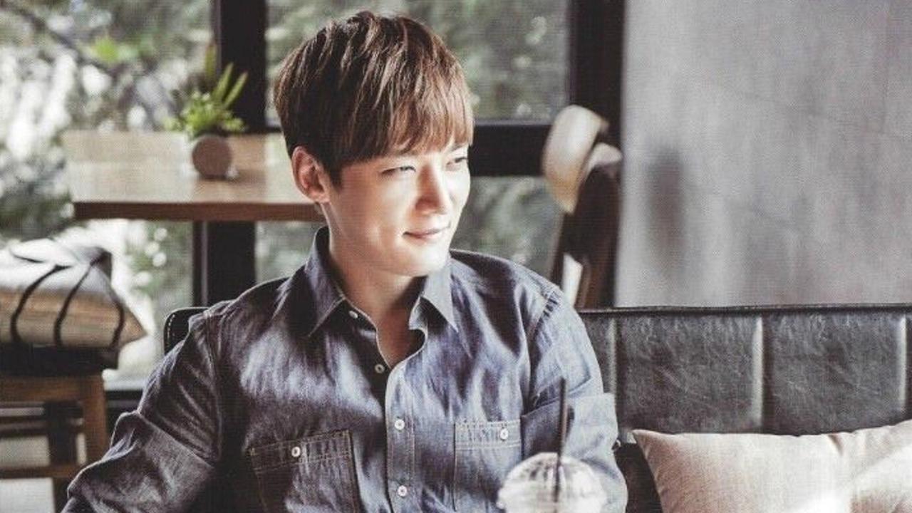 Choi Jin Hyuk Memakai Perban Saat Merilis Drama Terbarunya Setelah Mengalami Kecelakaan